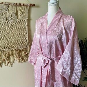 Vintage Jayre Pink Satin Kimono Robe